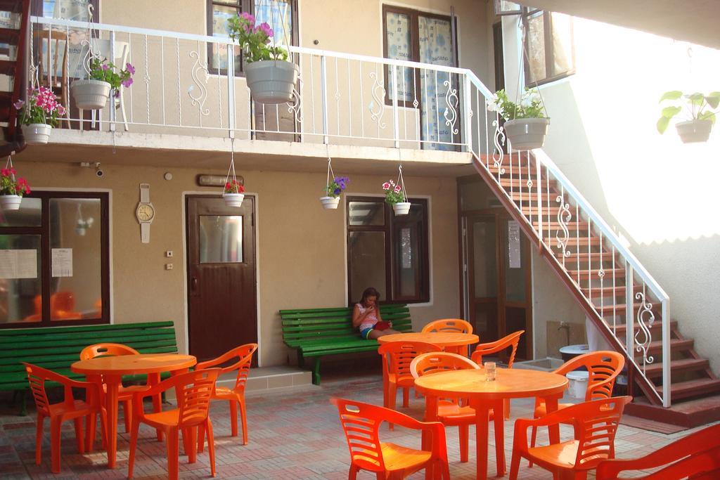 Hotel Usadba Chayka Kurortne  Exterior foto